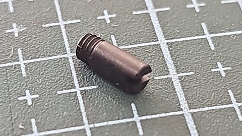 TORNILLO PRENSATELA OVERLOCK PESADA