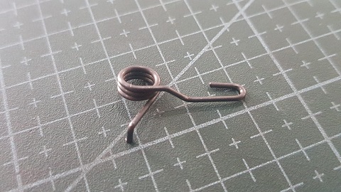 RESORTE DEL PRENSATELA PEGASUS JEANS M732-86