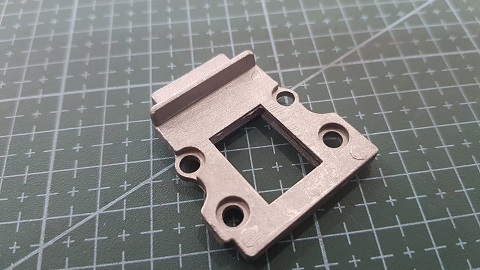 TAPA ALUMINIO TRASERA DEL GUIA DIENTE M732