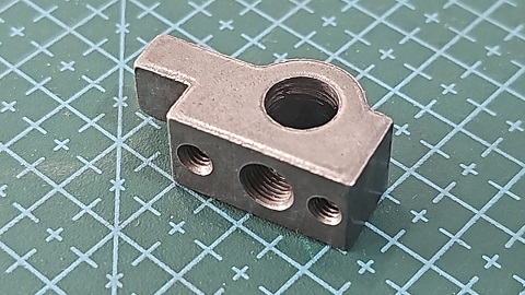 SOPORTE DE BARRA RECTA GUIA