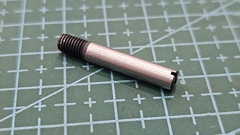 TORNILLO DE LA TAPA FRONTAL FX4400