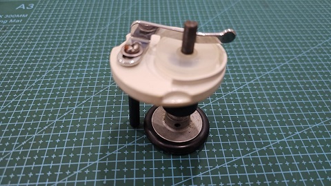 CARGADOR DE BOBINA JUKI  LK1900A