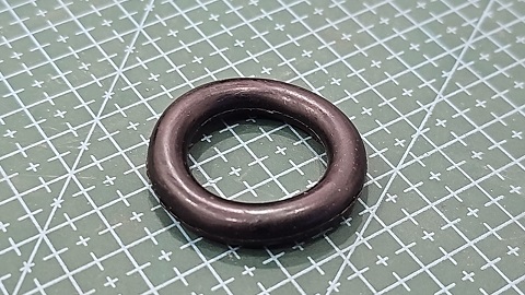 GOMITA DEL CARGADOR DE BOBINA JUKI