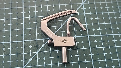 LOOPER SINGER MODELO 300U 300W 302U 302W 320