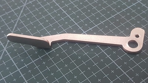 PALANCA PEGASUS  LEVANTADORA PRENSATELAS OVERLOCK