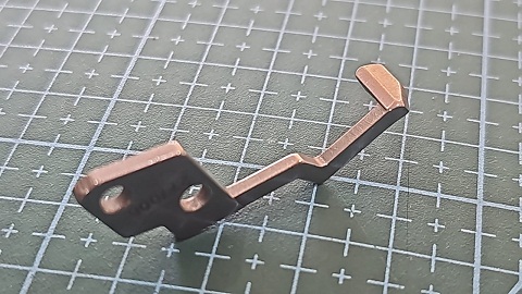 PROTECTOR PEGASUS DE AGUJA OVERLOCK EX TRASERO