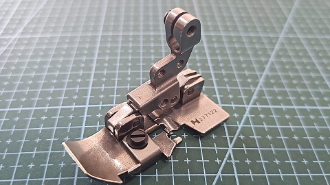 PRENSATELAS PEGASUS OVERLOCK PESADA EX