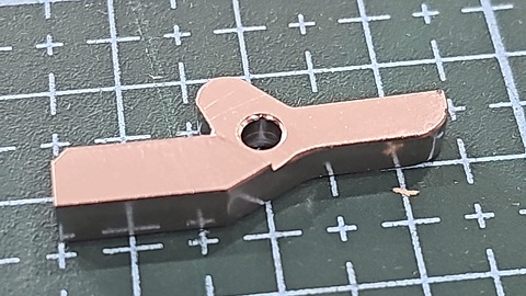 CLIP PARA ELASTICO DE LA OREJA NUMERO 2