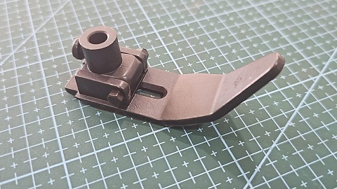 PRENSATELAS MAQUINA F300 COSEDORA DE BOLSA