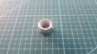 TUERCA COSEDORA DE BOLSA F300