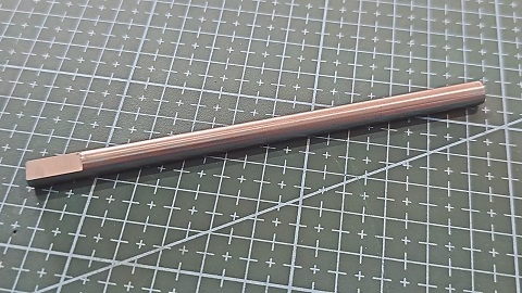 EJE F300 COSEDORA DE BOLSA DEL LOOPER