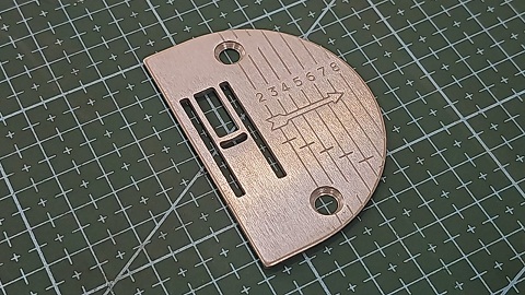 CHAPA DE AGUJA SINGER 660-666