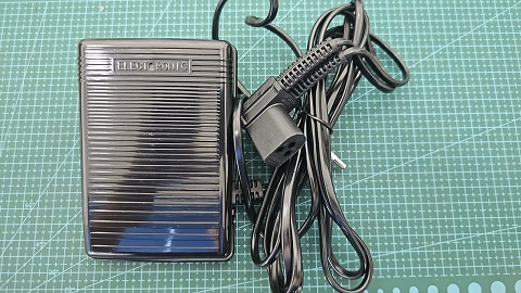 PEDAL SINGER COMPLETO TIPO BIONICA 220V