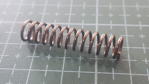 RESORTE JUKI MS3580 LIBERADOR DEL LOOPER