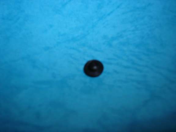 TORNILLO RUEDO INVISIBLE