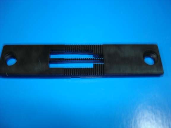CHAPA AGUJA JUKI LH1152 DOBLE AGUJA 3/16