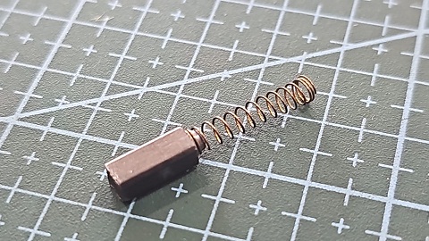 CARBON DE MOTOR SINGER CON RESORTE