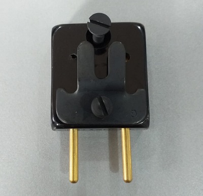 ENCHUFE MACHO EASTMAN MODELO ANTIGUO