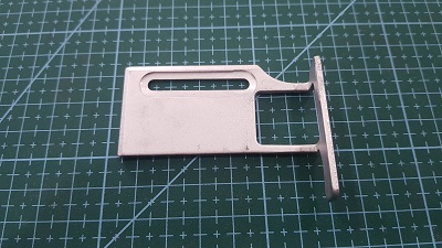 CHAPA GUIA TAMAÑO DE OJAL REECE 101 IZQUIERDO