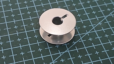 BOBINA ALUMINO 20U BORDADORA / RECTA O ZIG-ZAG IND