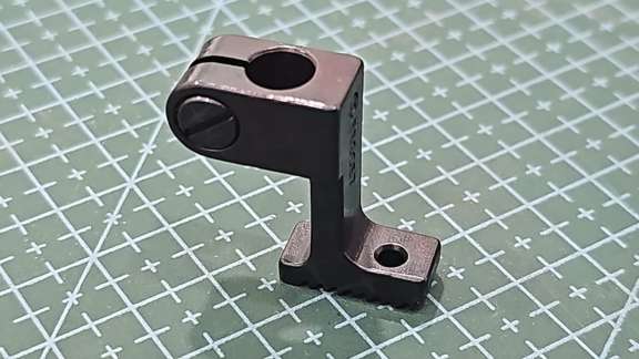 PRENSATELAS SINGER 300U PARA CERRADORA DE CO
