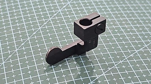 PRENSATELAS SINGER 300U PARA CERRADORA DE CO