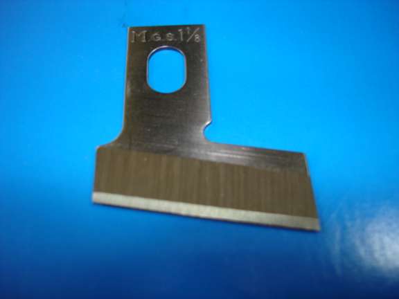 CUCHILLA DE CORTE OJAL 1-1/8 PULGADA