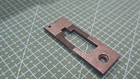 CHAPA DE AGUJA 5/16 GC20606