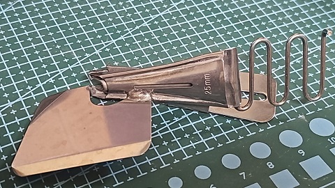 DOBLADILLADOR RECTA BIES 2 DOBLAS 25MM