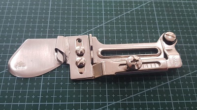 DOBLADILLADOR P/ RUEDO MAQ RECTA TAPITA MANGA