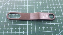 CONECTOR  BRAZO LEVANTADOR PRENSATELAS GK32500