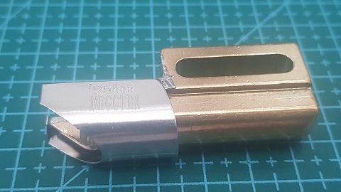 DOBLADILLADOR BOQUILLA 25MM PARA RIBETEAR