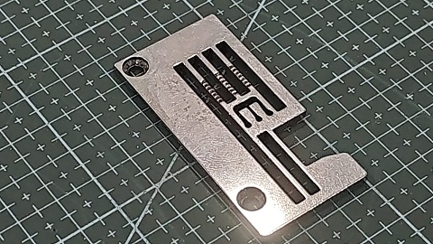 CHAPA DE AGUJA TYPICAL EMK GK32500-1364-1