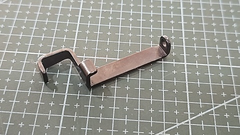 TRABA JUKI DEL BLOCK LANZADERA LK980/1850 IZQ