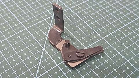 TIJERITA JUKI OJALADORA LBH761