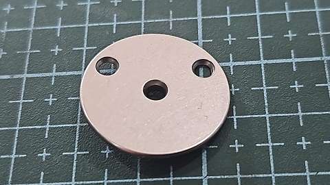 CHAPA DE AGUJA JUKI ATRACADORA AGUJERO 3MM