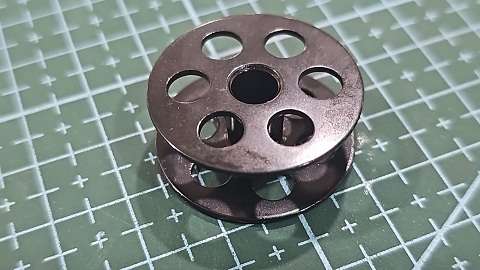 BOBINA JUKI TRIPLE ARRASTRE LU 562/563